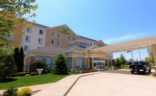 Holiday Inn Effingham image 22