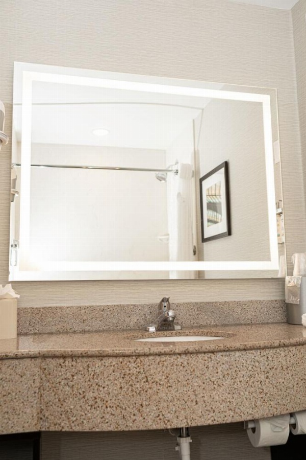Holiday Inn Effingham image 8